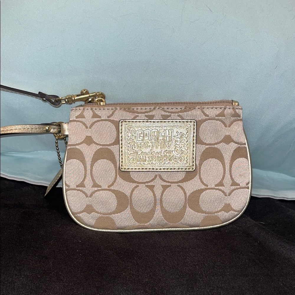 Coach Signature Poppy Beige Gold Wristlet Pouch Wallet
